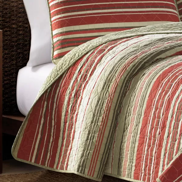 imageEddie Bauer  Queen Quilt Set Reversible Cotton Bedding with Matching Shams Home Decor for All Seasons Yakima Green QueenYakima Red Queen