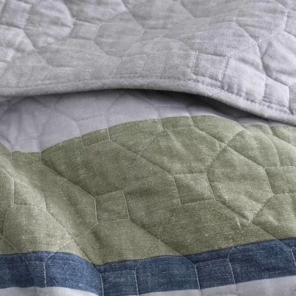 imageEddie Bauer  Twin Quilt Set Cotton Reversible Bedding with Matching Sham Lightweight Home Decor for All Seasons Salmon Ladder Multi TwinSalmon Ladder KhakiGreyNavyGreen Twin