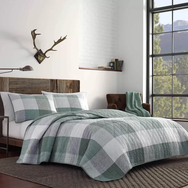 imageEddie Bauer  Twin Quilt Set Cotton Reversible Bedding with Matching Sham Medium Weight Home Decor Boulder Green TwinQueen Green