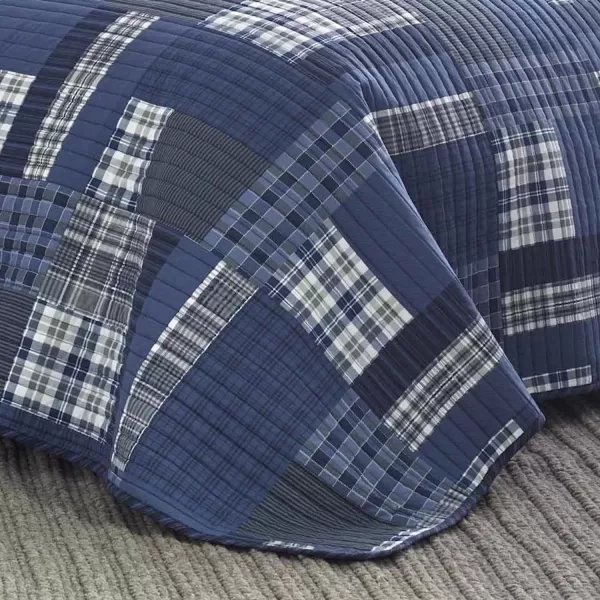 imageEddie Bauer  Twin Quilt Set Reversible Cotton Bedding with Matching Sham Lightweight Home Decor for All Seasons Eastmont Navy TwinKing Navy