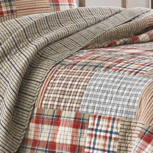 imageEddie Bauer  Twin Quilt Set Reversible Cotton Bedding with Matching Sham Lightweight Home Decor for All Seasons Hawthorne Brown TwinTwin Brown