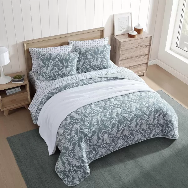 imageEddie Bauer  Twin Quilt Set Reversible Cotton Bedding with Matching Sham Wildflower Inspired Home Decor with Stripe Reverse Fern Garden Green TwinKing Fern Garden Green