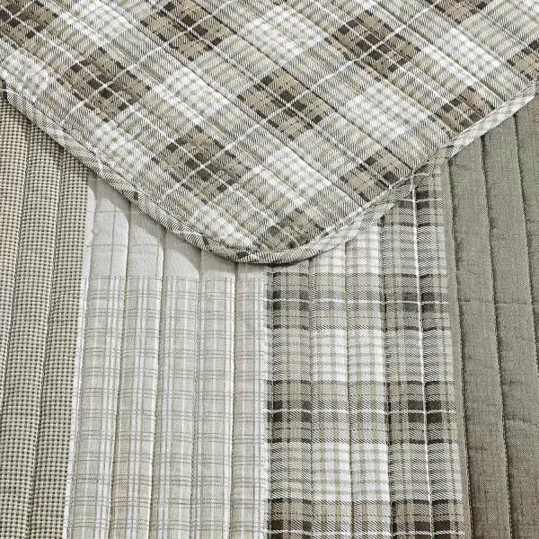 imageEddie Bauer King Quilt Set Cotton Reversible Bedding Set All Season Lodge Home Dcor Fairview Orange KingBeigeKhakiIvory