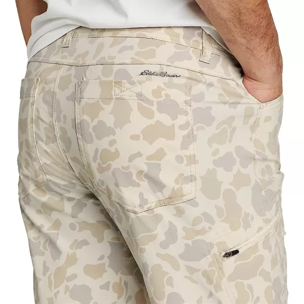 imageEddie Bauer Mens Rainier ShortsRegular Camo