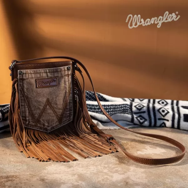 Wrangler Signature Pocket Fringe Purse Genuine Leather Crossbody Bag for Women