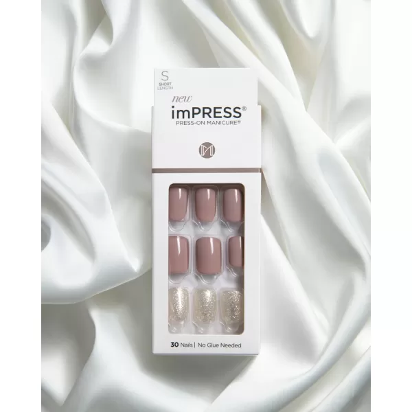 KISS imPRESS No Glue Mani Press On Nails, Design, Before Sunrise', Green, Short Size, Squoval Shape, Includes 30 Nails, Prep Pad, Instructions Sheet, 1 Manicure Stick, 1 Mini File
