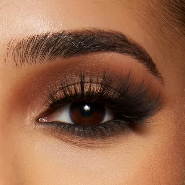 KISS Masterpiece, False Eyelashes, Haute Couture', 16 mm, Includes 1 Pair Of Lash, Contact Lens Friendly, Easy to Apply, Reusable Strip Lashes, Glue On